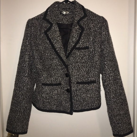 Guess Jackets & Blazers - Guess cool blazer ✂️soon✂️Open for trade or offers